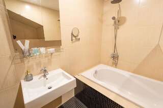 Отель Mini-hotel People Одесса Люкс с 1 спальней-3