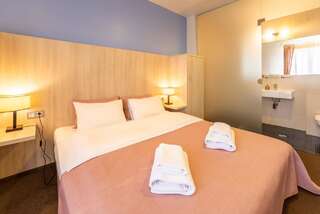 Отель Mini-hotel People Одесса Стандартный двухместный номер с 1 кроватью-3