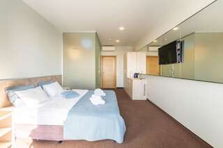 Отель Mini-hotel People Одесса Стандартный двухместный номер с 2 отдельными кроватями-7